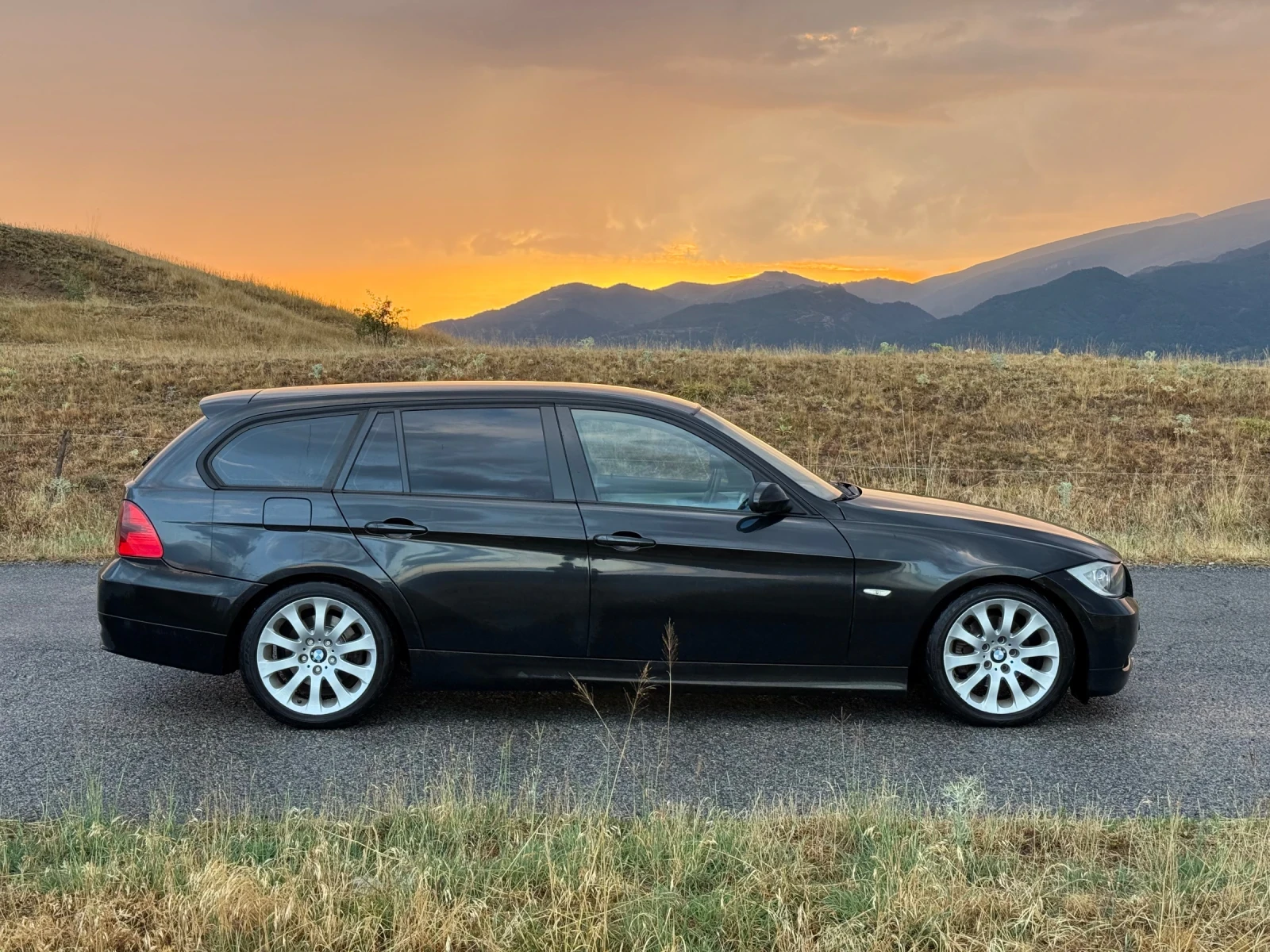 BMW 320 D 163КС - изображение 7