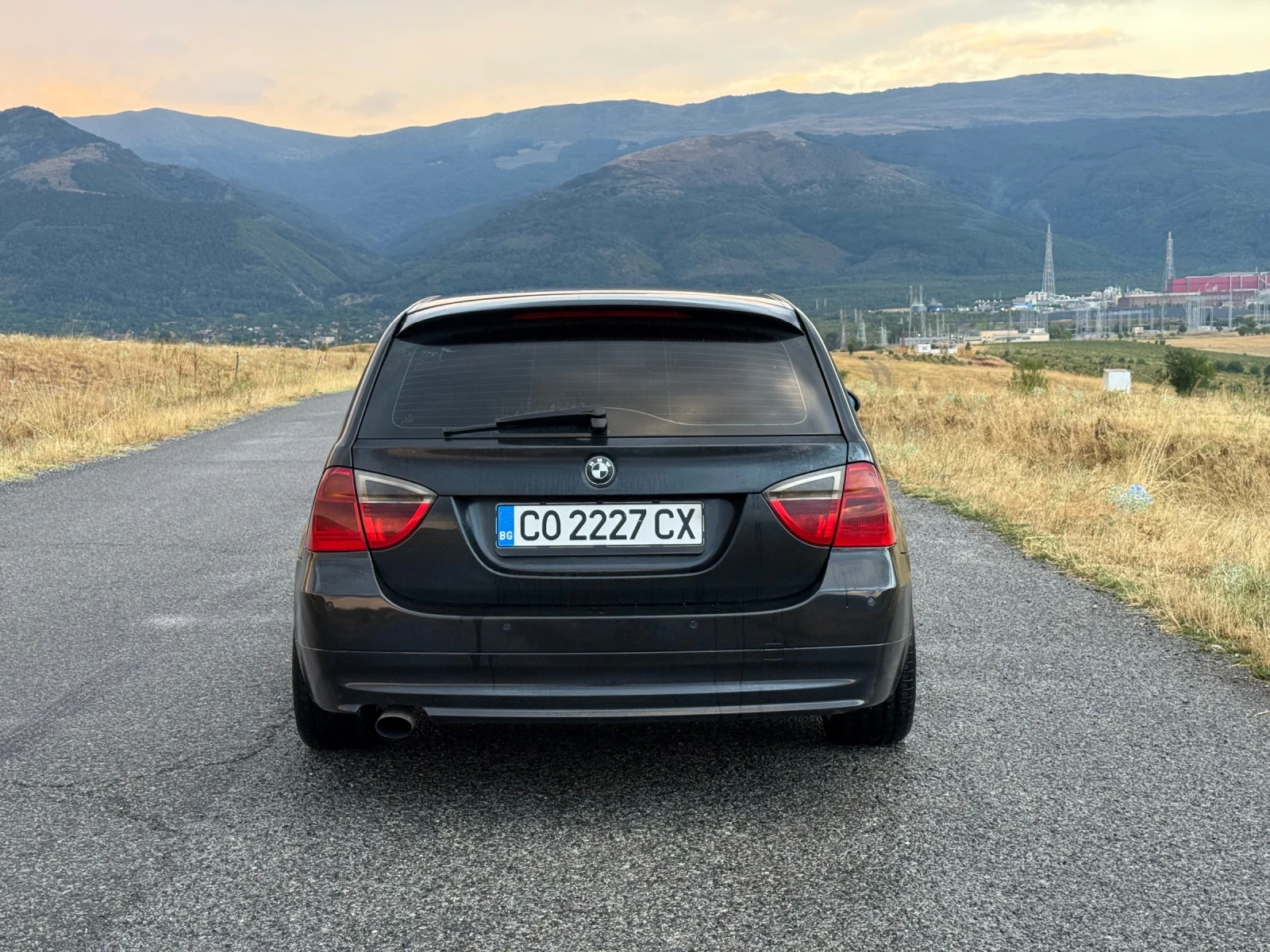 BMW 320 D 163КС - изображение 5