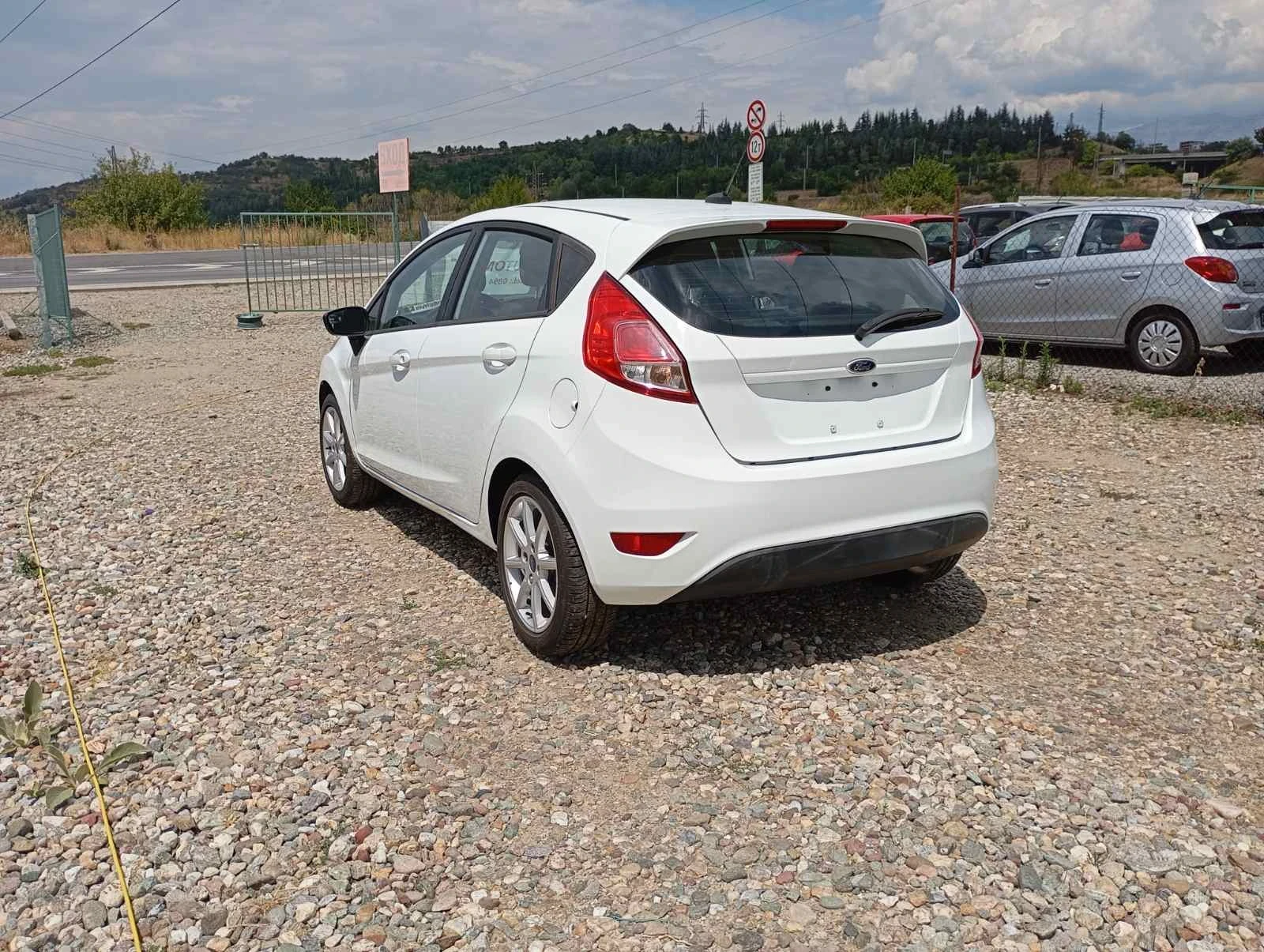 Ford Fiesta 1 6 i Automatic - изображение 4