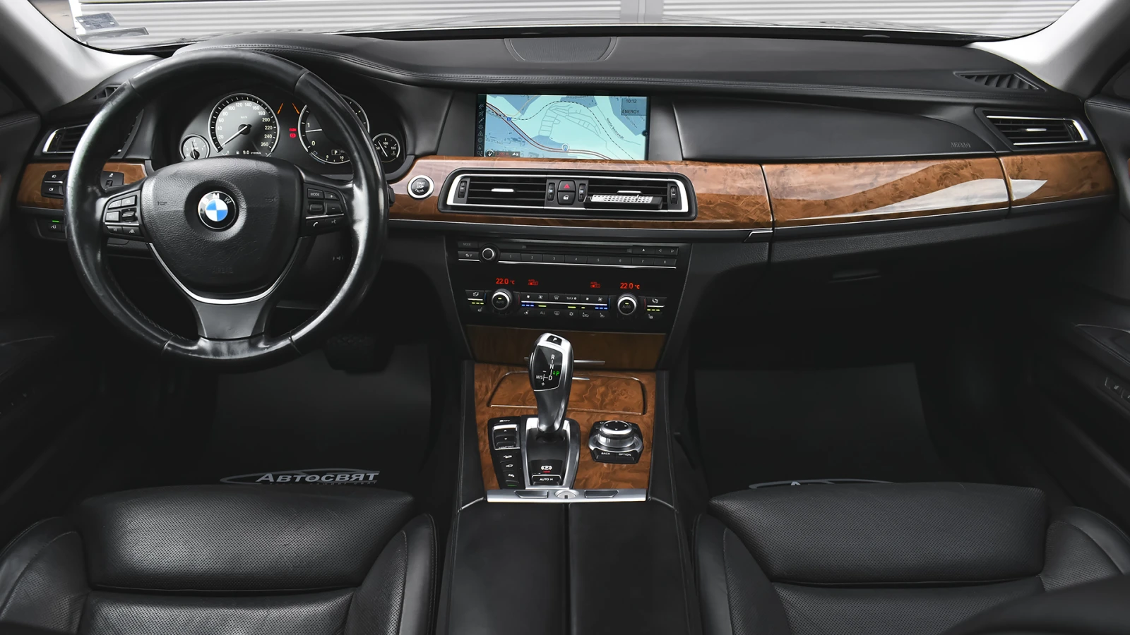 BMW 740 d xDrive - изображение 8
