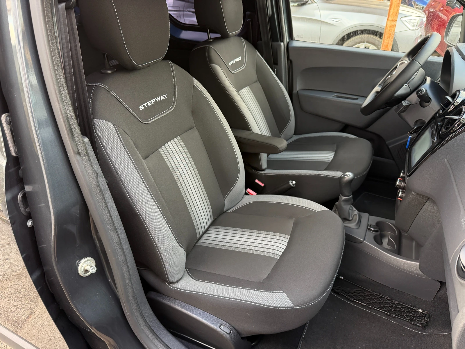 Dacia Dokker 1.6 SCe* Stepway* ����� �������� ������� � Dacia | Mobile.bg � ����������� 15