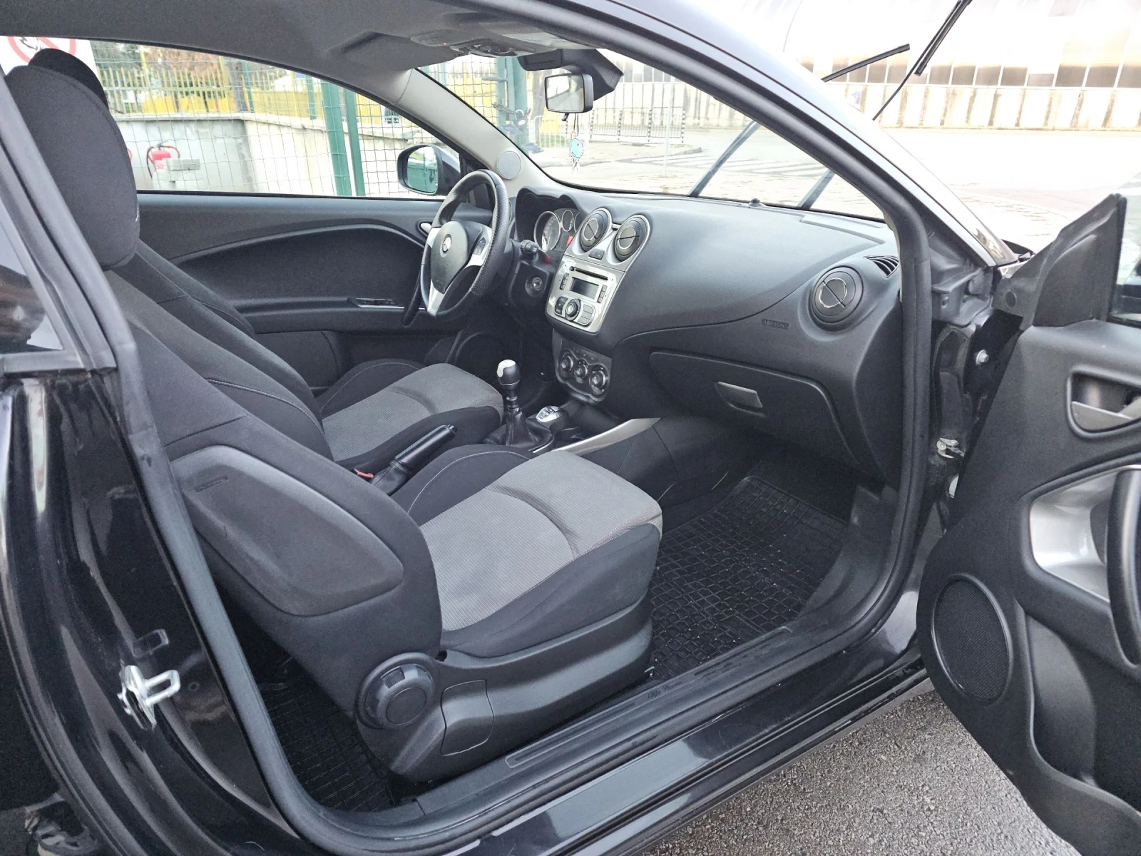 Alfa Romeo MiTo Alfa Romeo MiTo / 1.4 MPI 78 �.�. | Mobile.bg � ����������� 13