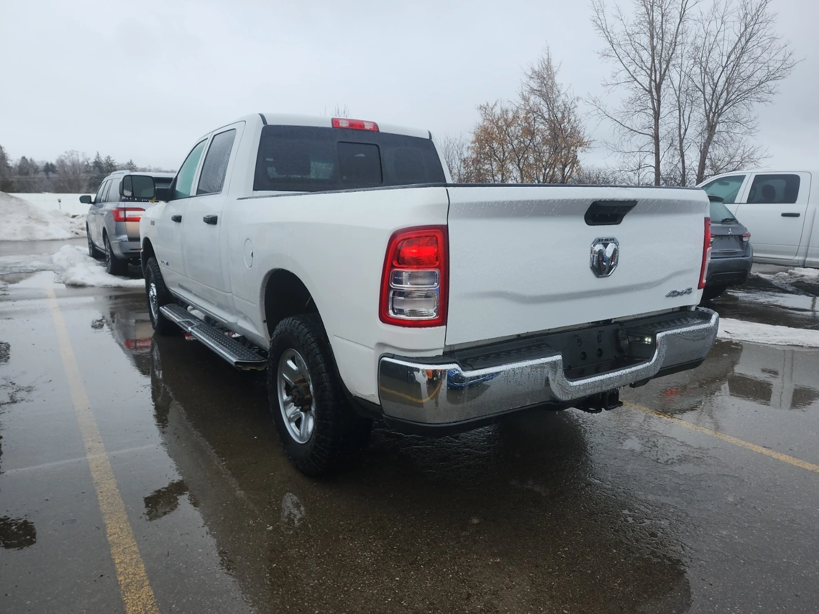 Dodge RAM 3500 6.4L| ПОДГРЕВИ| ЕЛ ПАКЕТ| CARFAX - изображение 4