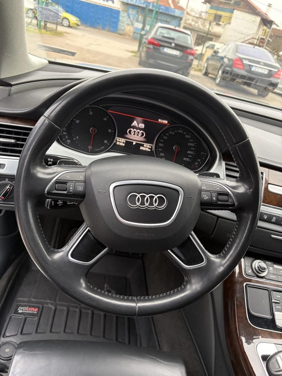 Audi A8 4.2 TDI, снимка 9 - Автомобили и джипове - 53916530