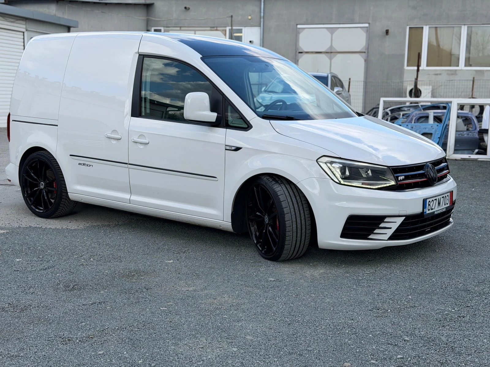 VW Caddy Edition 1, снимка 2 - Автомобили и джипове - 54026885