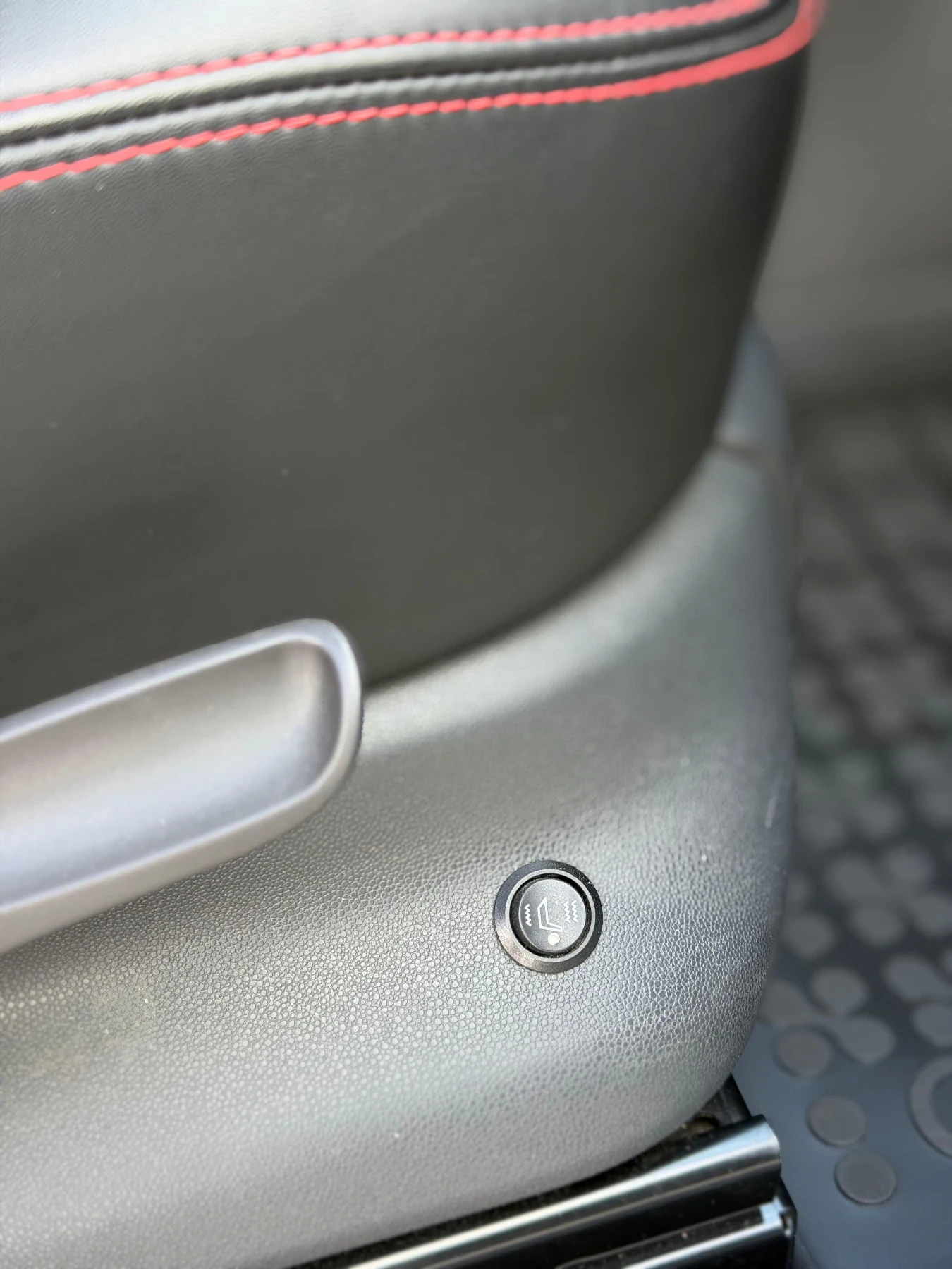 VW Caddy Edition 1, снимка 11 - Автомобили и джипове - 54026885