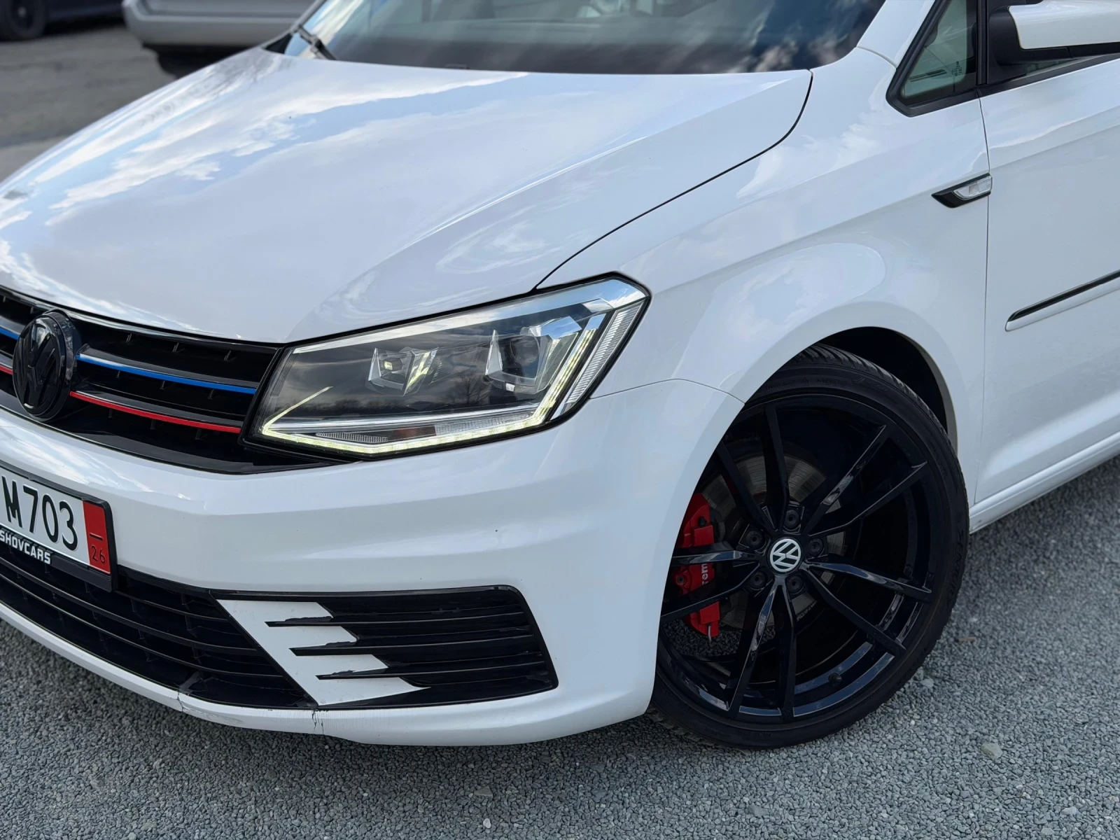 VW Caddy Edition 1, снимка 5 - Автомобили и джипове - 54026885