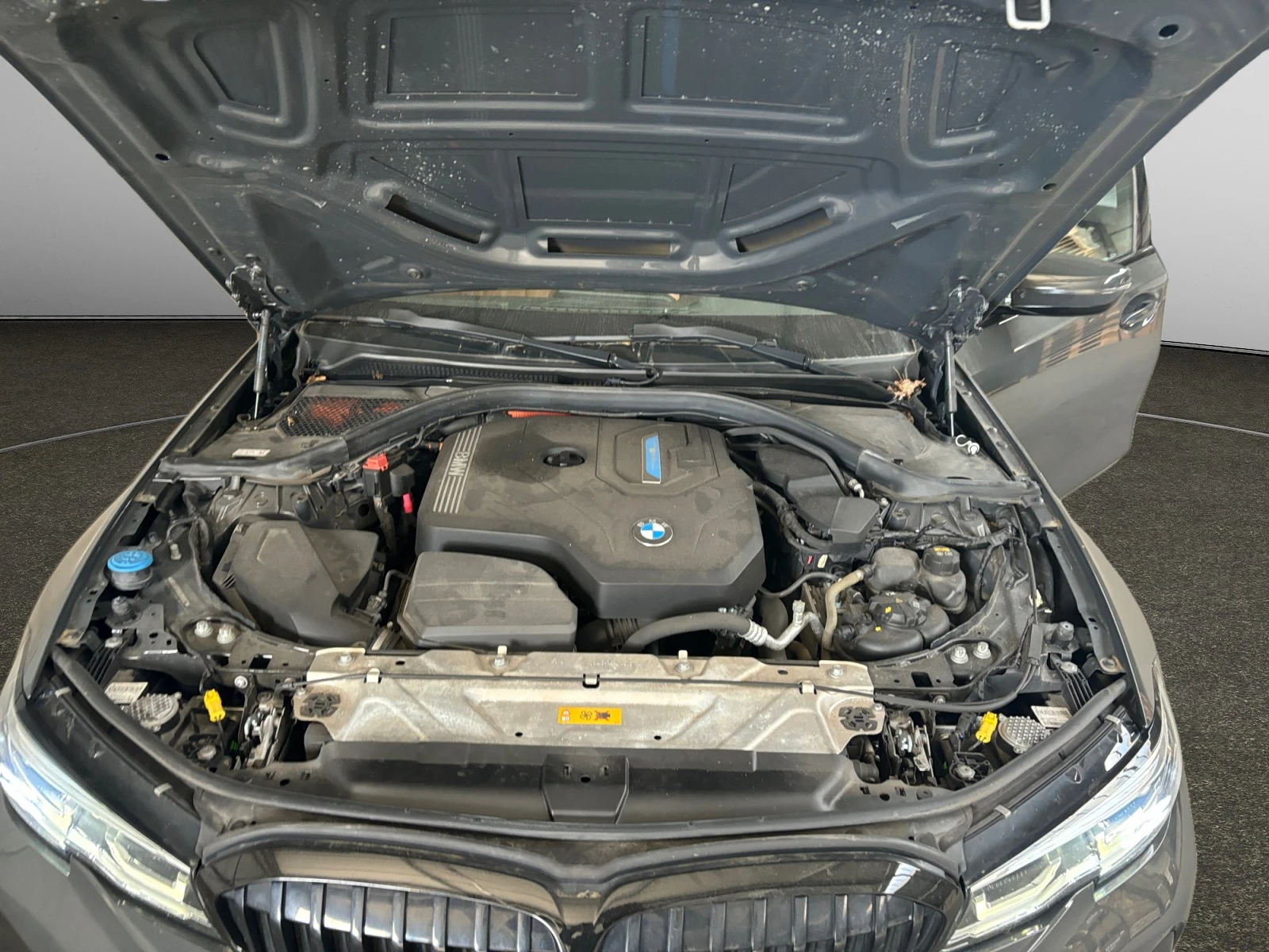 BMW 330 3 Series Touring 330e Business - Hybrid | Mobile.bg � ����������� 17