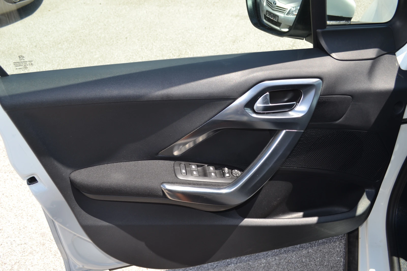 Peugeot 2008 1.6HDI | Mobile.bg � ����������� 10