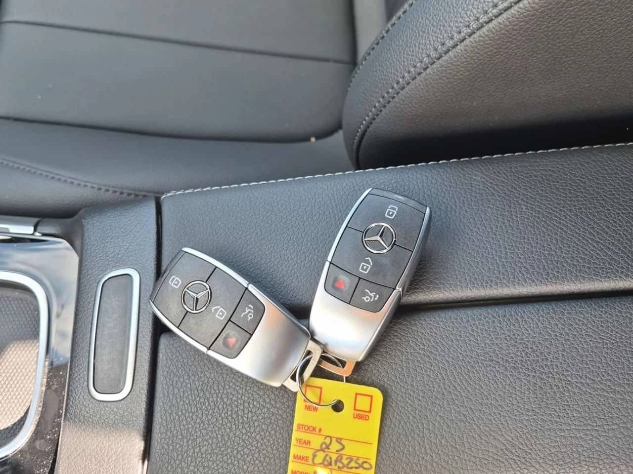 Mercedes-Benz EQB 250+ | ПАМЕТ| ПОДГРЕВИ| МЪРТВА ТОЧКА| 2 КЛЮЧА| , снимка 17 - Автомобили и джипове - 55296789