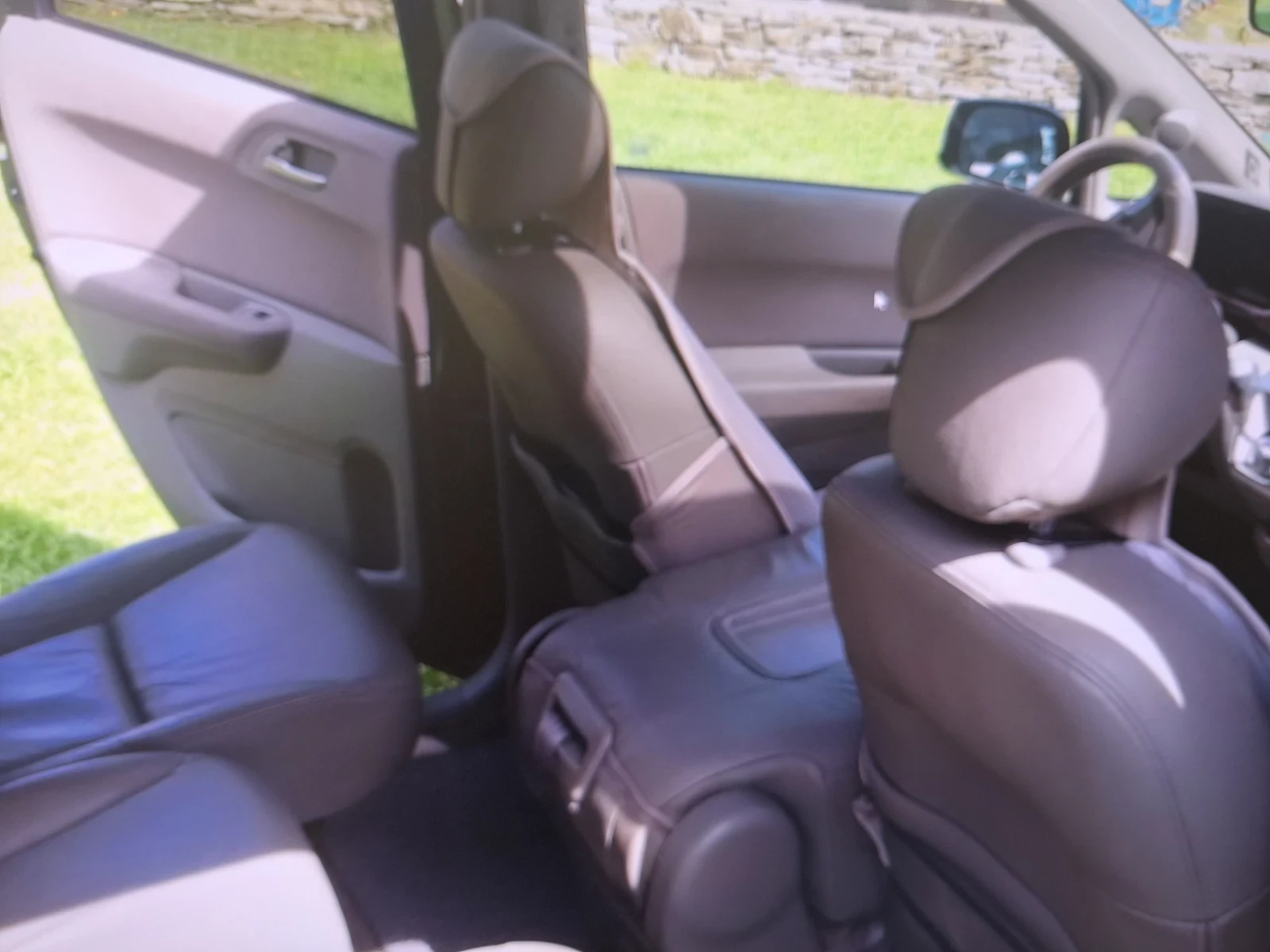 Honda Fr-v, снимка 4 - Автомобили и джипове - 55385973