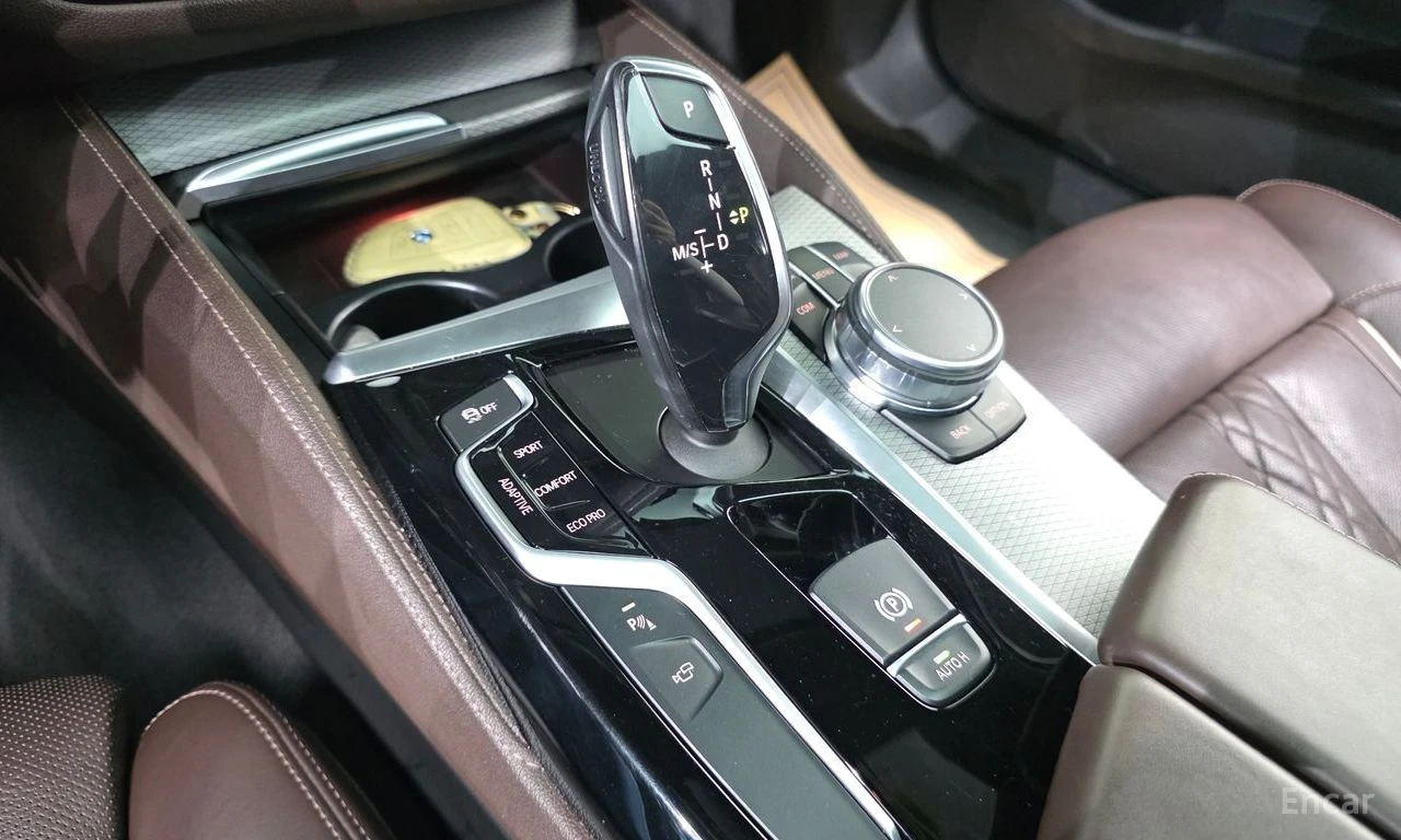BMW 550 * ФИКСИРАНА ЦЕНА ДО БЪЛГАРИЯ * АВТОКРЕДИТ, снимка 13 - Автомобили и джипове - 55398723