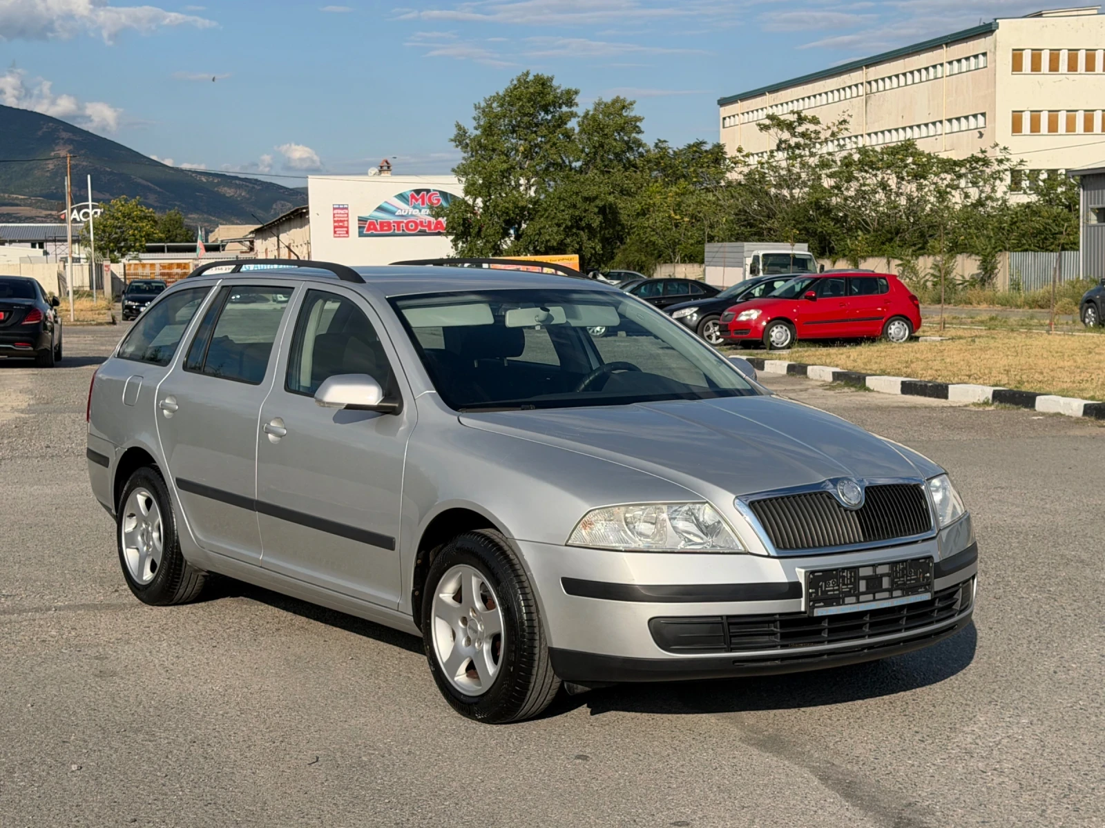 Skoda Octavia 1.6 MPI Стария Мотор 102к.с Реални Км, снимка 5 - Автомобили и джипове - 55419776