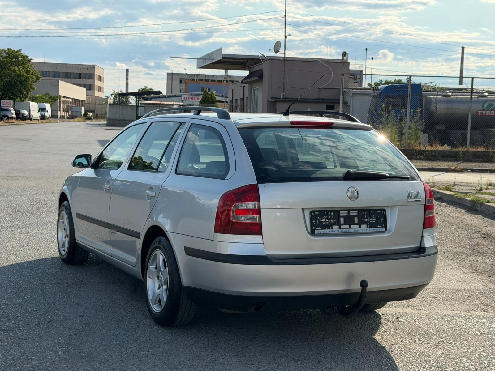 Skoda Octavia 1.6 MPI Стария Мотор 102к.с Реални Км, снимка 9 - Автомобили и джипове - 55419776