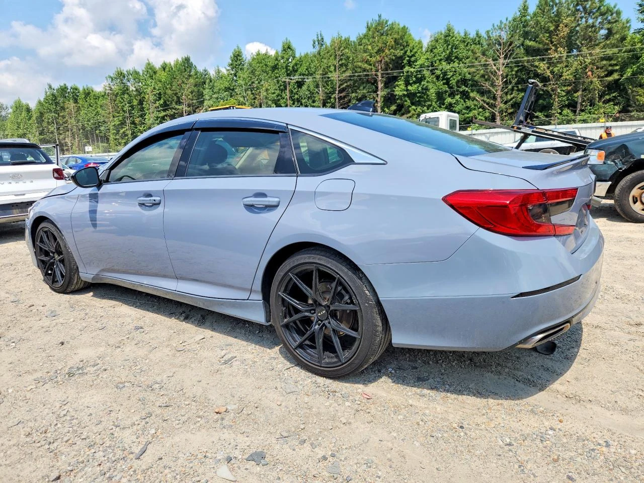 Honda Accord 1.5l Sport Se, снимка 2 - Автомобили и джипове - 56061523