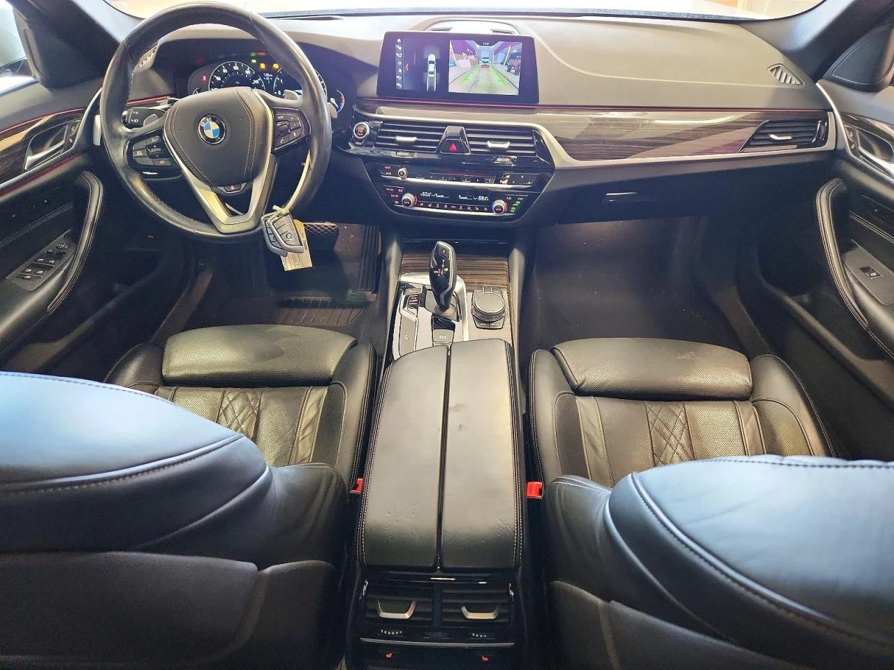 BMW 530 2.0l Xi, снимка 8 - Автомобили и джипове - 56340264