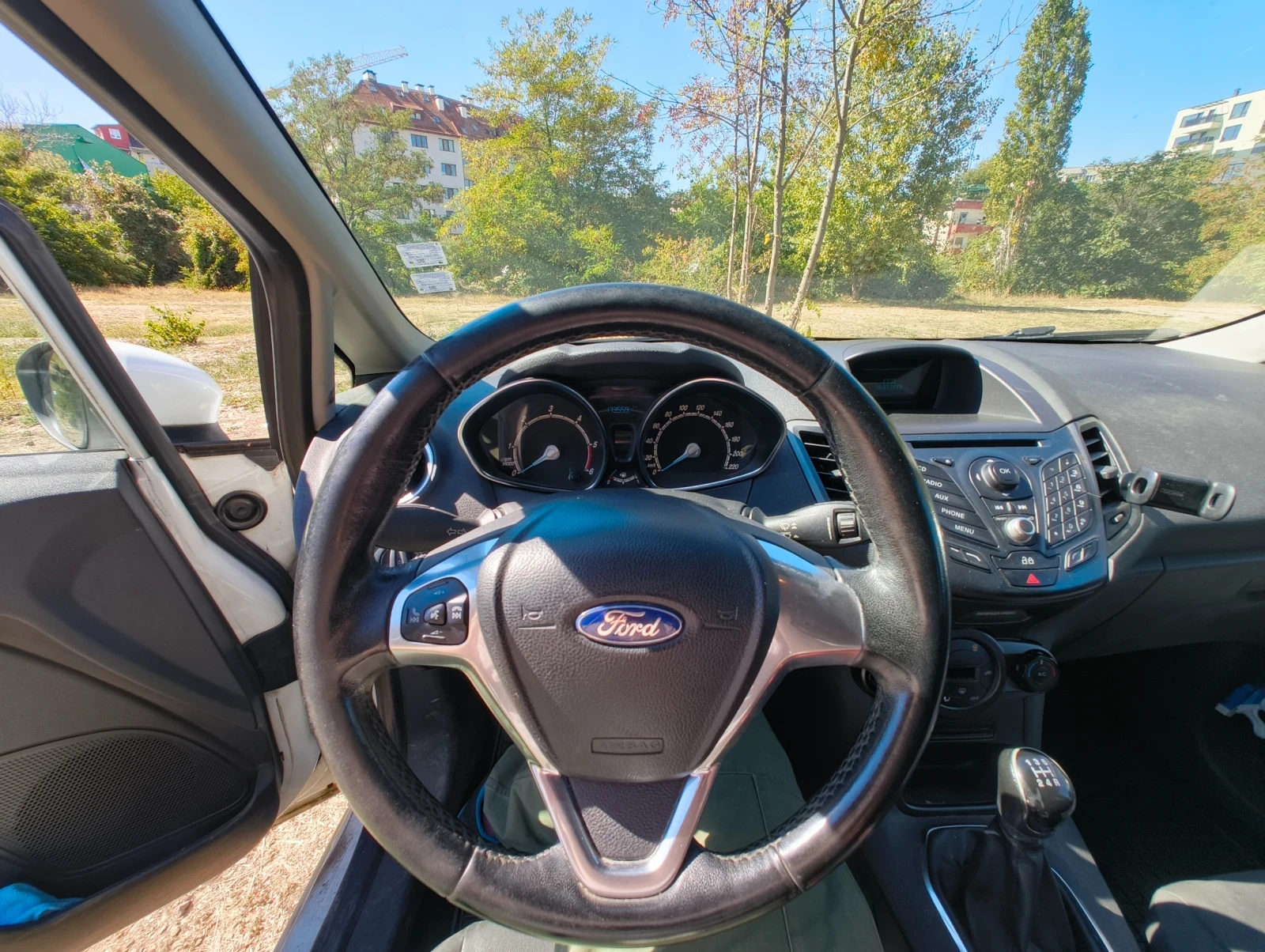 Ford Fiesta, снимка 7 - Автомобили и джипове - 56370091