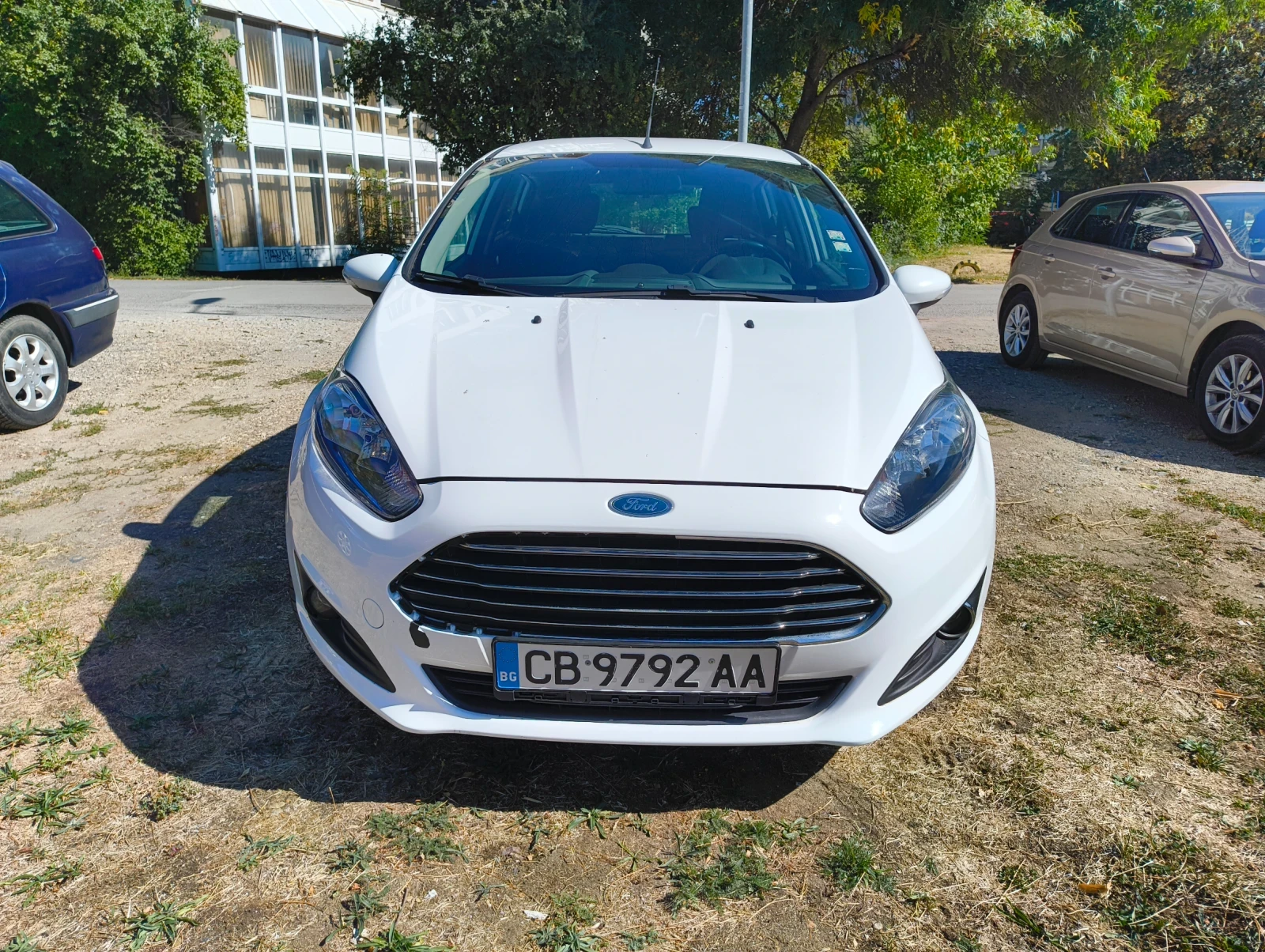 Ford Fiesta, снимка 2 - Автомобили и джипове - 56370091