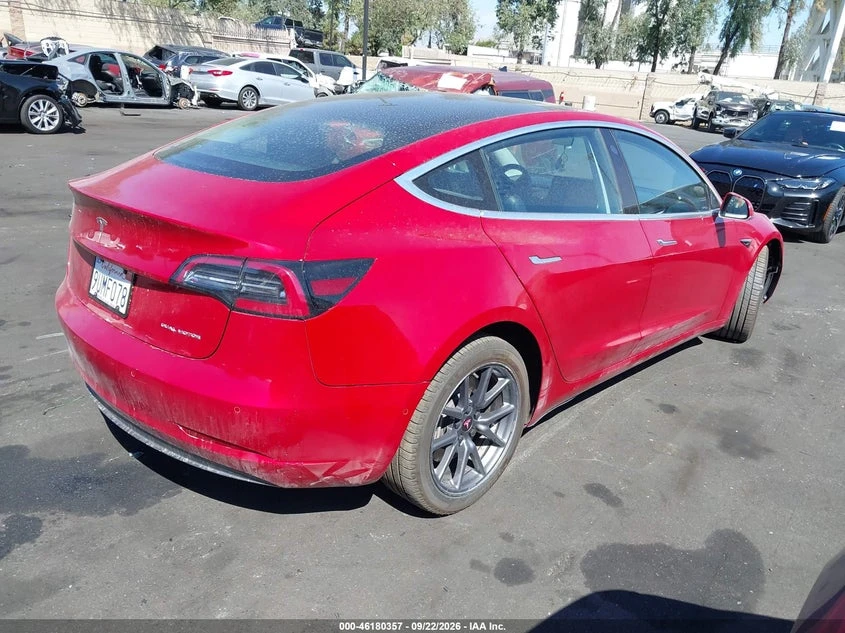 Tesla Model 3 Long Range/Performance, снимка 4 - Автомобили и джипове - 56579186