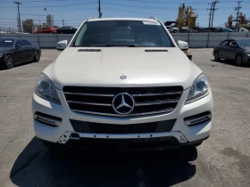 Mercedes-Benz ML 350 4MATIC* Подгрев* Keyless* Камерa* пано, снимка 2