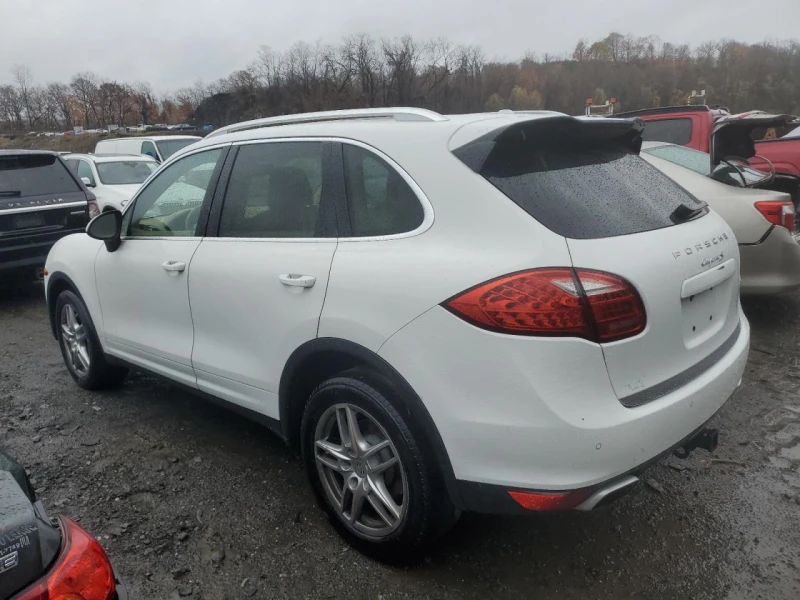 Porsche Cayenne S* ПАНО* ПОДГРЕВИ* BOSE* LANE&PARK ASSIST* BIXENON, снимка 4 - Автомобили и джипове - 48310039