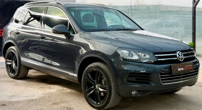 VW Touareg 3.0TDI* FullLed* BlueMotion* Подгрев* Reacro* Navi, снимка 5 - Автомобили и джипове - 52812560