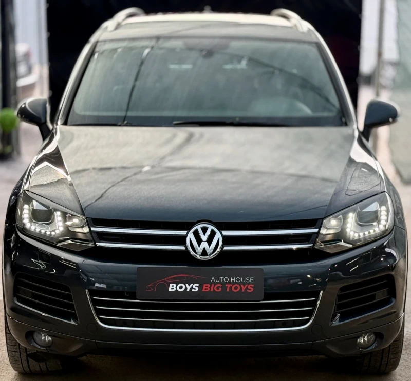 VW Touareg 3.0TDI* FullLed* BlueMotion* Подгрев* Reacro* Navi, снимка 7 - Автомобили и джипове - 52812560