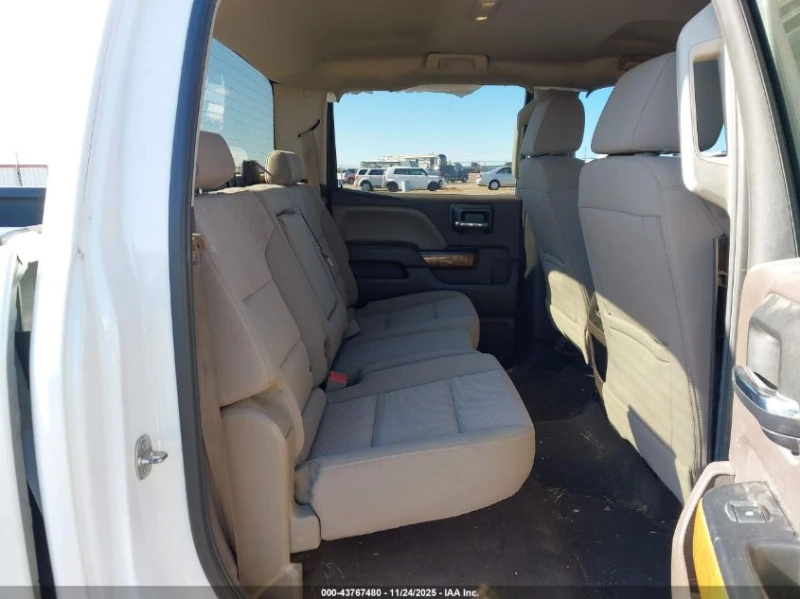 Gmc Sierra 5.3L V-8 DI, VVT, 355HP 4X4 Drive, снимка 14 - Автомобили и джипове - 53101891