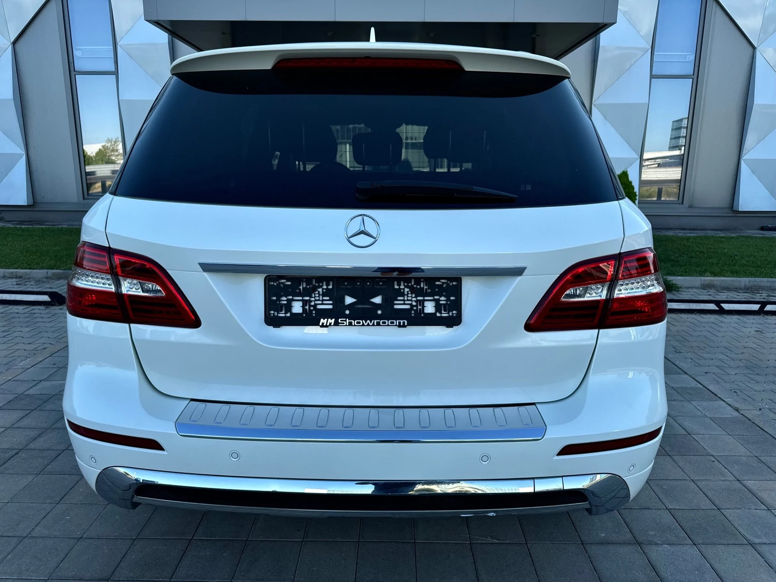 Mercedes-Benz ML 350 AMG-PREMIUM-DISTRONIC-LANE-BLIND-SPOT-ЕЛ.БАГАЖНИК - изображение 6