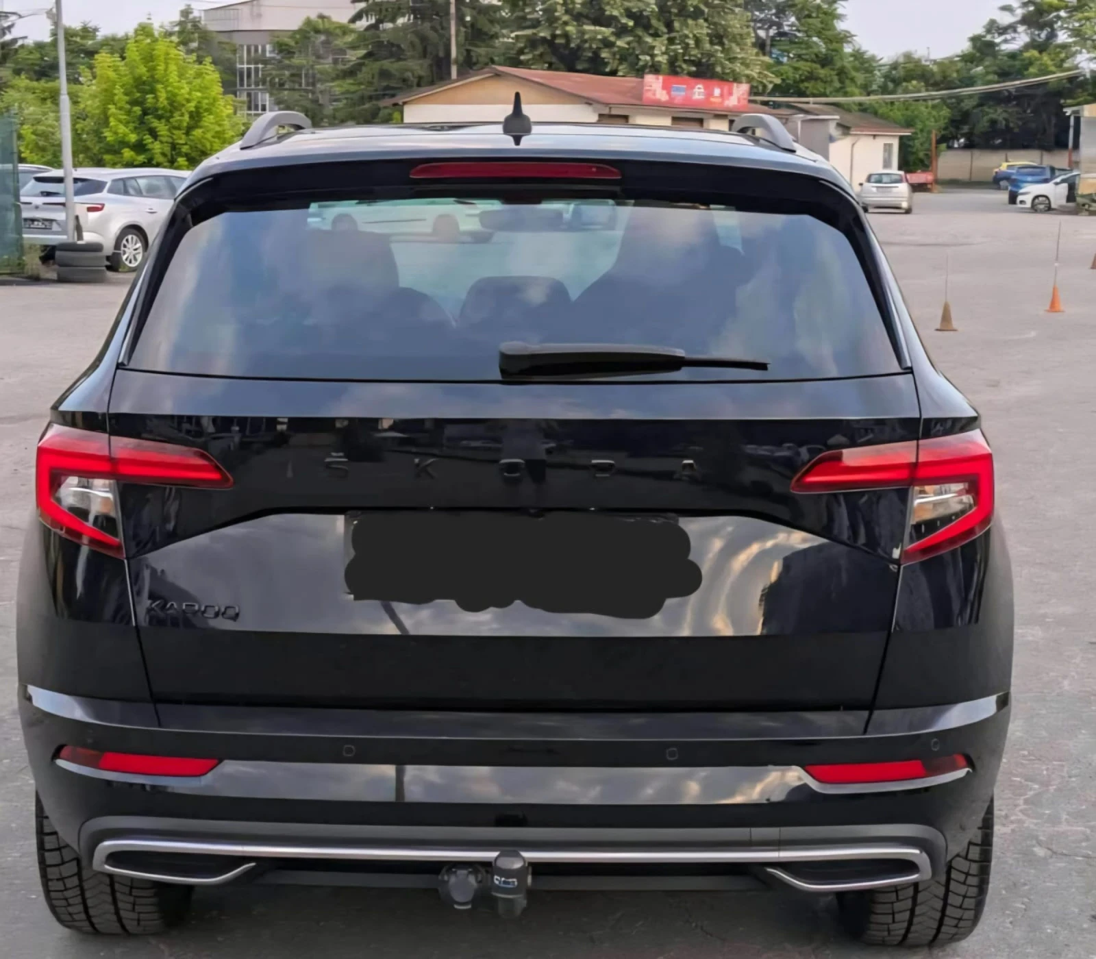 Skoda Karoq 4x4 бензин в гаранция - изображение 3