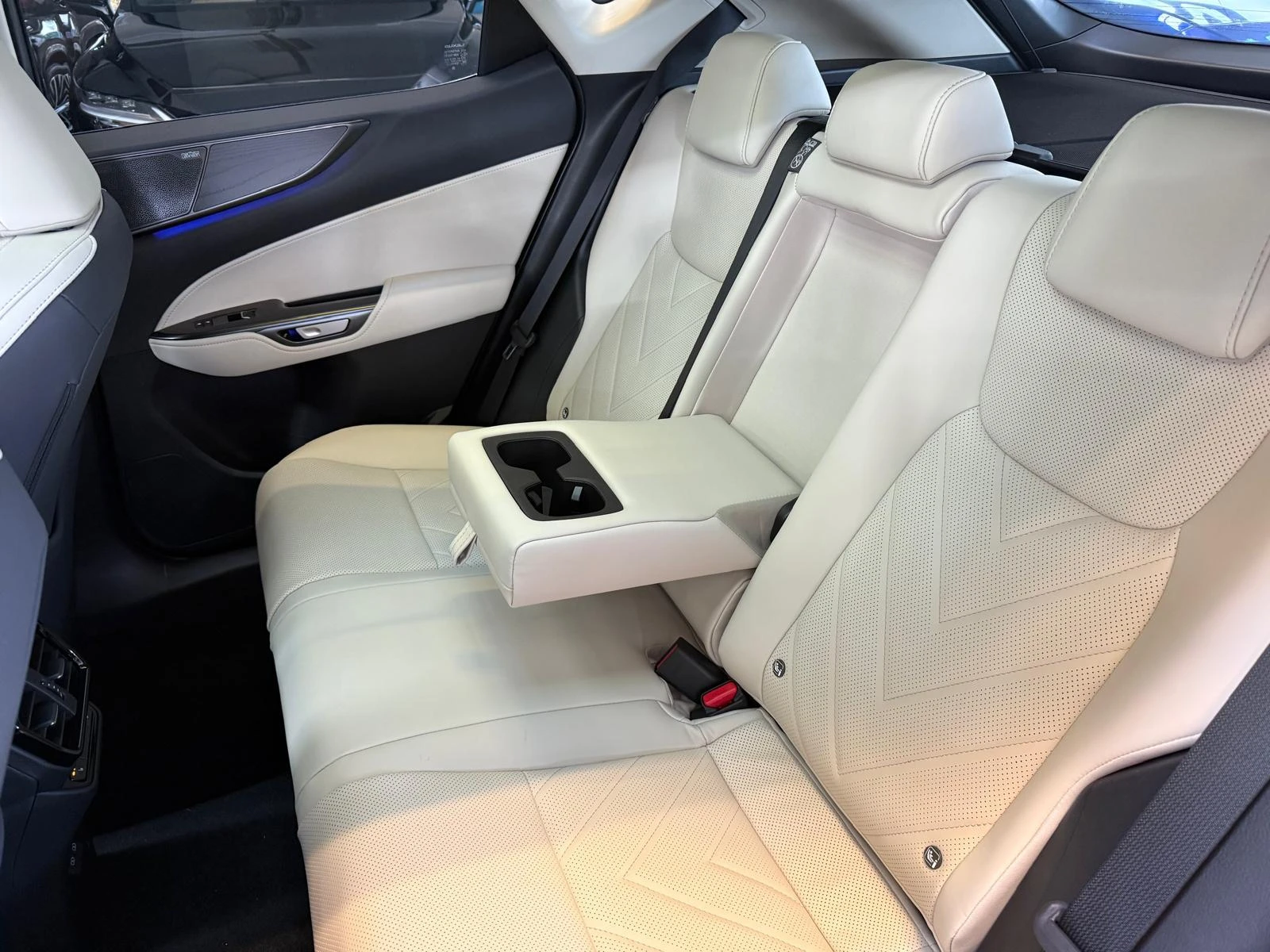 Lexus NX 350h LUXURY/243HP/PANO/MEMO/HUD/360/NAVI/LED/117h | Mobile.bg   13