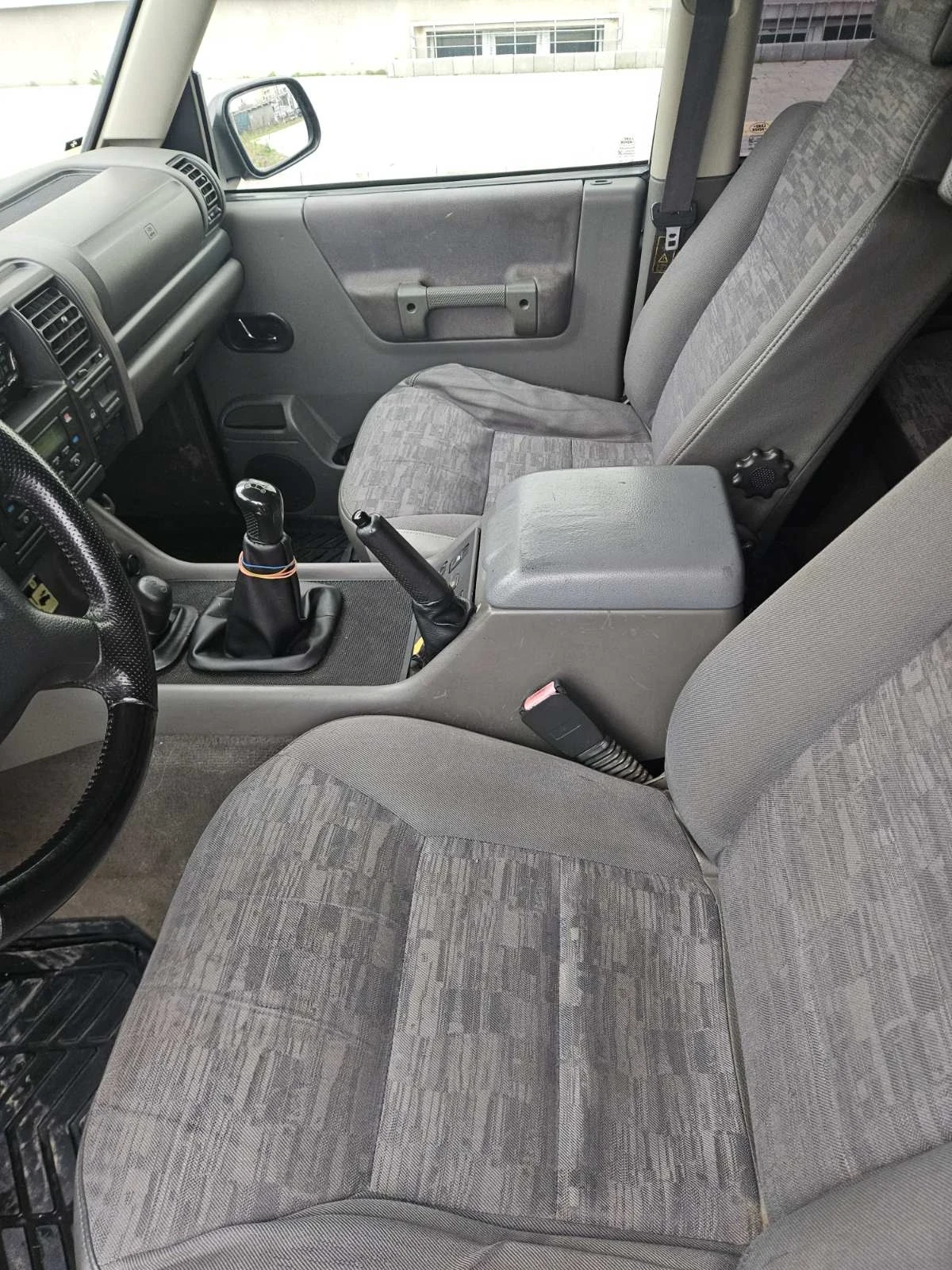 Land Rover Discovery Discovery Td 2.5 - изображение 8