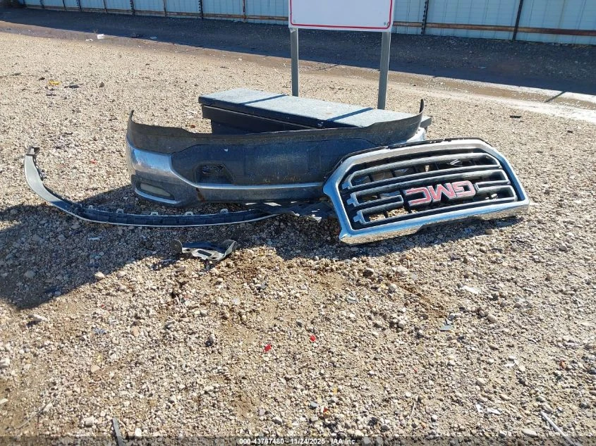 Gmc Sierra 5.3L V-8 DI, VVT, 355HP 4X4 Drive - изображение 4