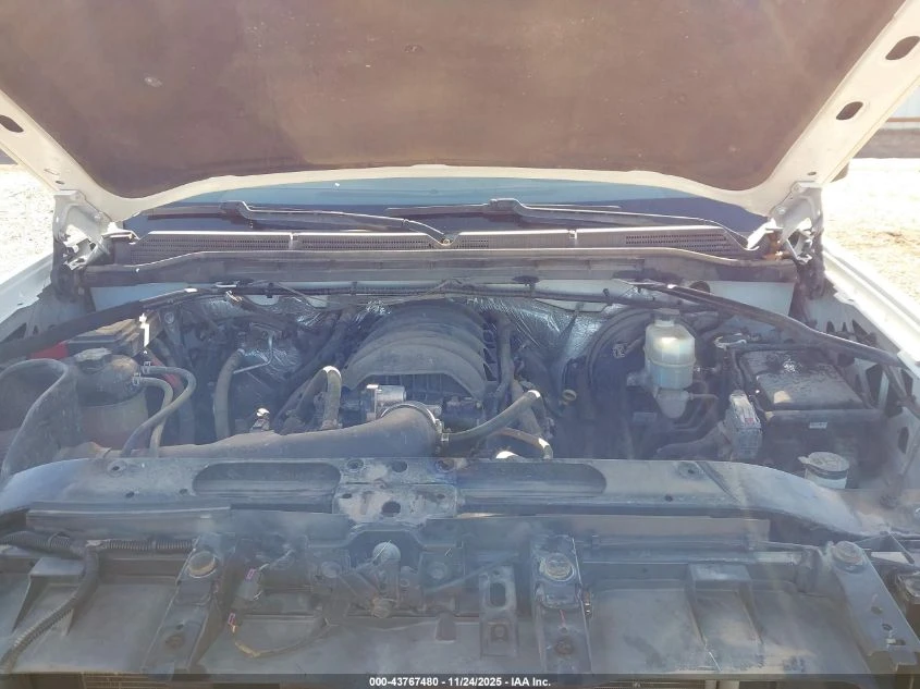 Gmc Sierra 5.3L V-8 DI, VVT, 355HP 4X4 Drive | Mobile.bg � ����������� 16