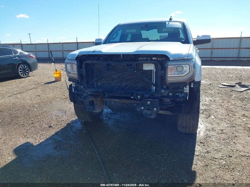 Gmc Sierra 5.3L V-8 DI, VVT, 355HP 4X4 Drive - изображение 5