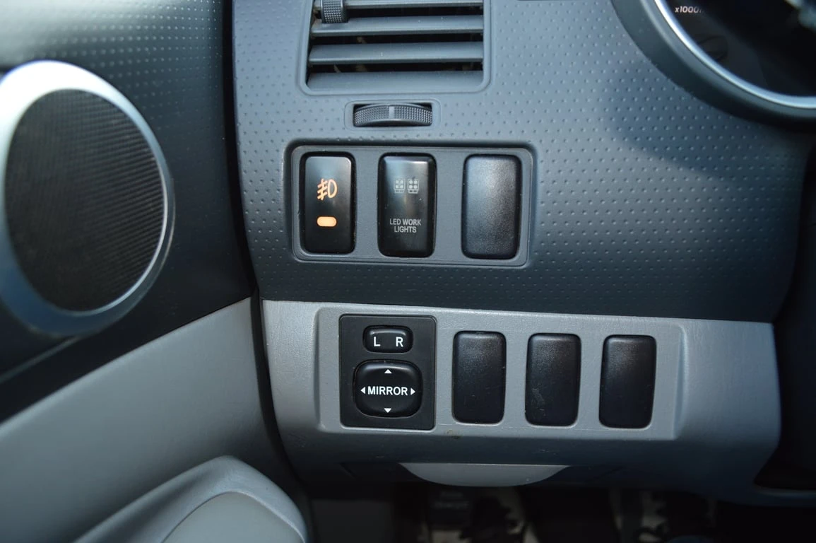 Toyota Tacoma * DoubleCab 141" V6 Auto 4WD * CARFAX *  | Mobile.bg � ����������� 15