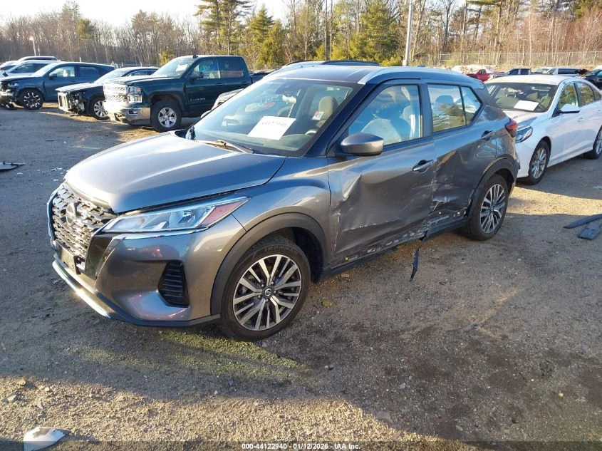 Nissan Frontier Kicks Sv Xtronic Cvt - изображение 2