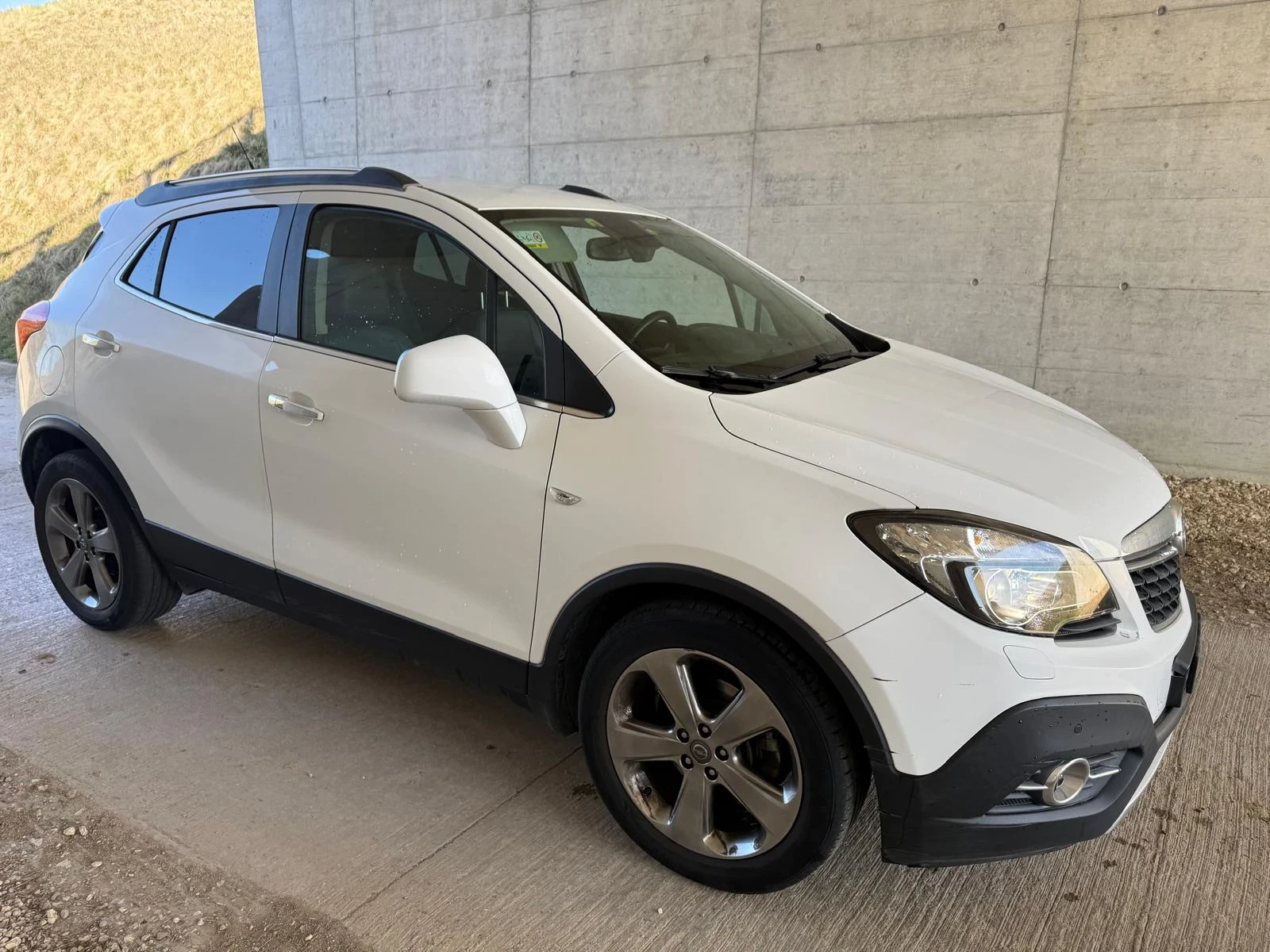 Opel Mokka АВТОМАТИК ВСИЧКИ ЕКСТРИ, снимка 3 - Автомобили и джипове - 54110323