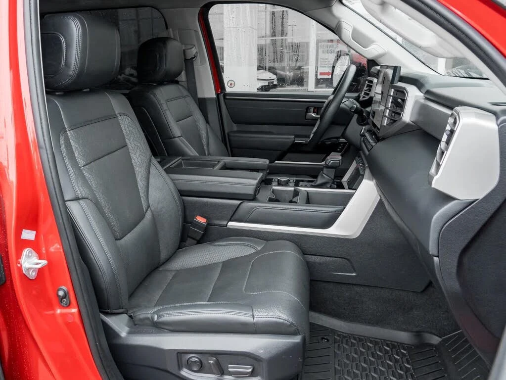 Toyota Tundra Limited  Hybrid, снимка 8 - Автомобили и джипове - 54232124