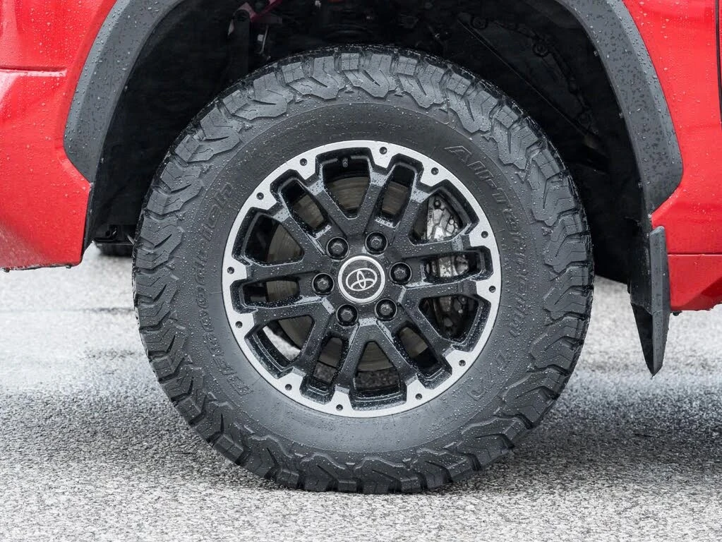 Toyota Tundra Limited  Hybrid, снимка 6 - Автомобили и джипове - 54232124