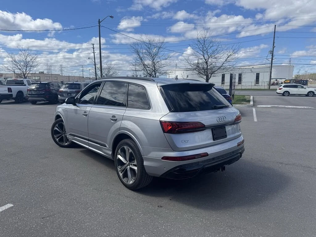 Audi Q7 quattro  55 TFSI* АвтоКредит* (Цена до БГ) , снимка 5 - Автомобили и джипове - 54377182