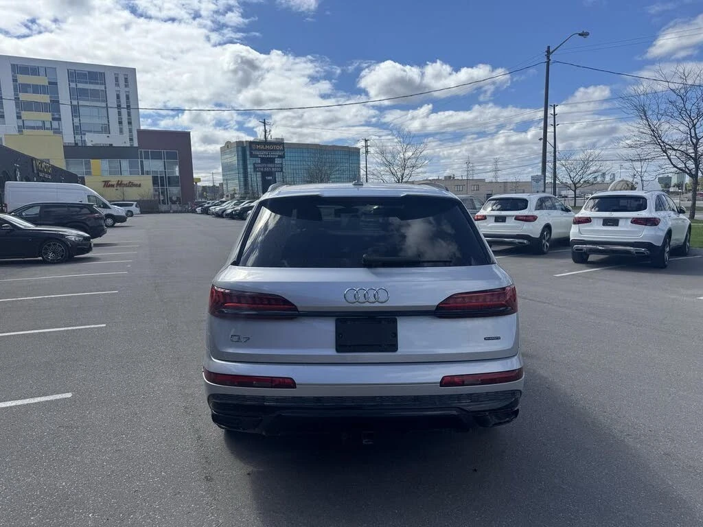 Audi Q7 quattro  55 TFSI* АвтоКредит* (Цена до БГ) , снимка 6 - Автомобили и джипове - 54377182