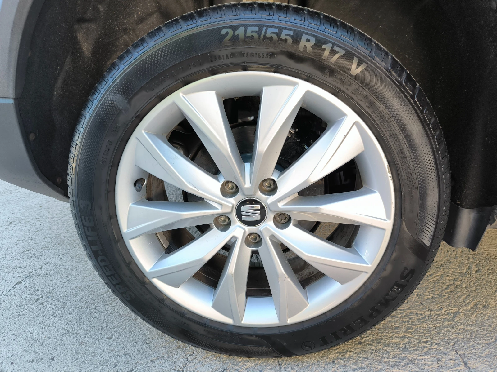 Seat Ateca TDi-116k.c.6ckoр.НАВИ, ПАРК.АСИСТАНС, ЕВРО 6!, снимка 15 - Автомобили и джипове - 54907223