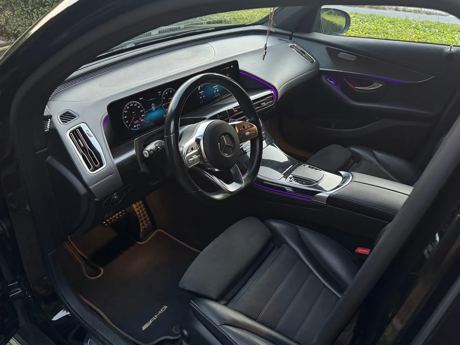 Mercedes-Benz EQC 400, снимка 6 - Автомобили и джипове - 55451415