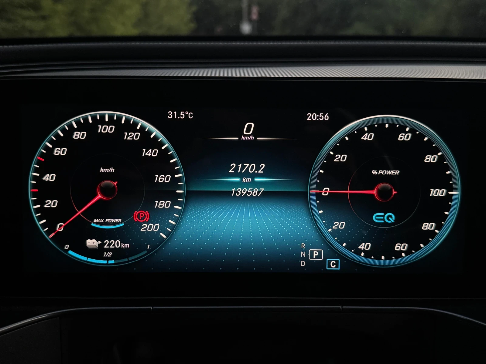 Mercedes-Benz EQC 400, снимка 12 - Автомобили и джипове - 55451415