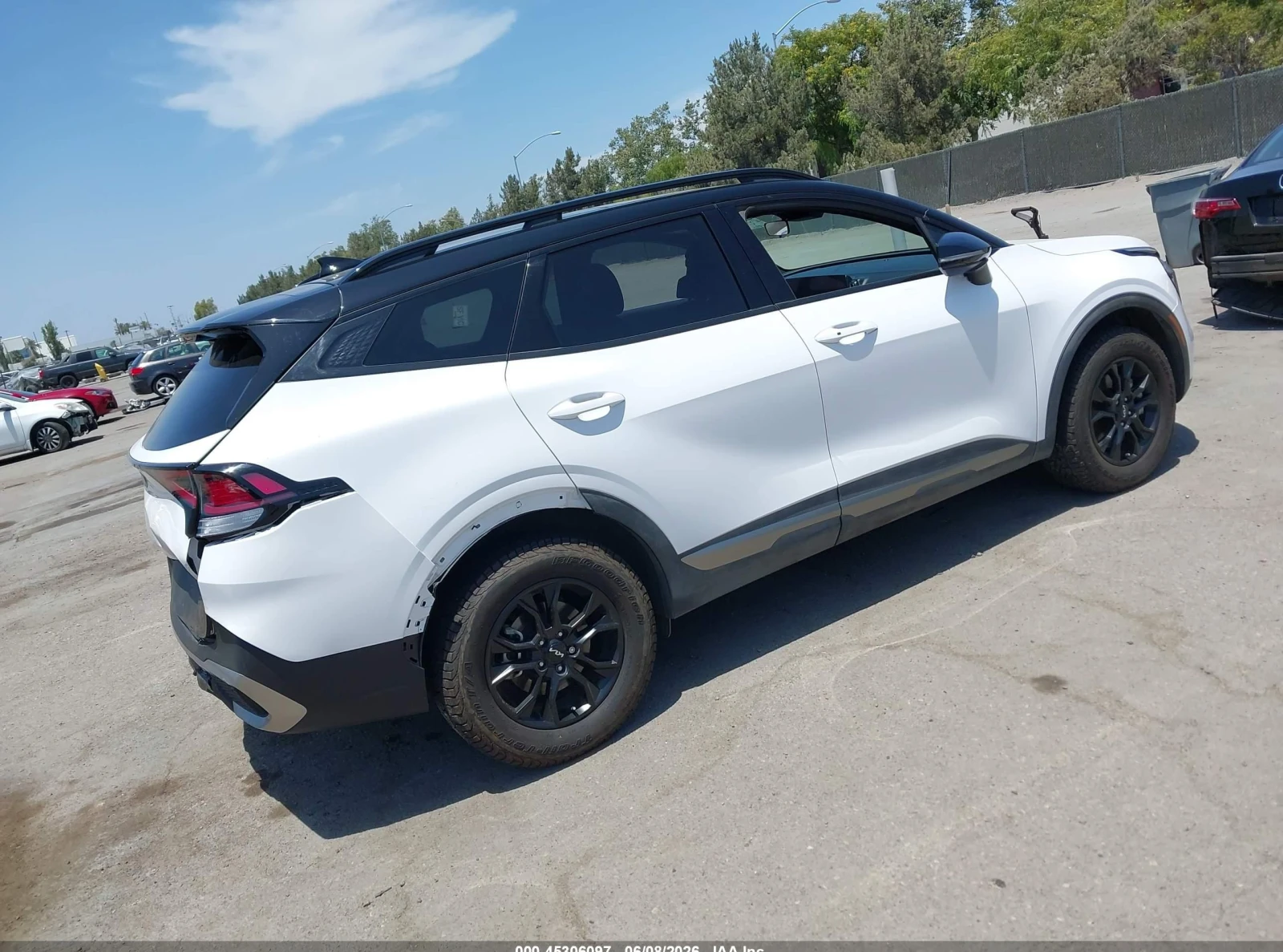 Kia Sportage, снимка 4 - Автомобили и джипове - 55579040