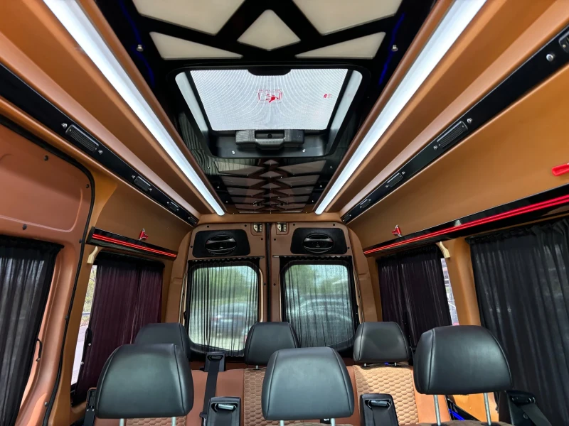 Mercedes-Benz Sprinter 319 VIP LOUNGE, снимка 15 - Бусове и автобуси - 50174824
