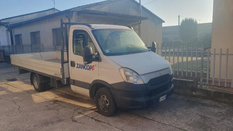 Iveco Daily * С ПОВРЕДА - 35C15 БОРДОВИ ДВ. ГУМА 3.0 ТД ЕВРО 5, снимка 4 - Бусове и автобуси - 52462202