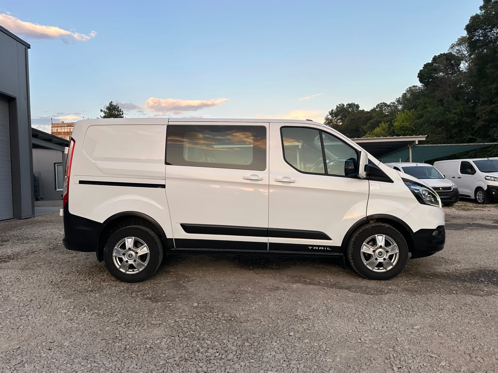 Ford Transit Custom 2.0TDCI* 6MESTA* FULL* TRAIL* LED* EVRO6* 12.12.20 - изображение 4