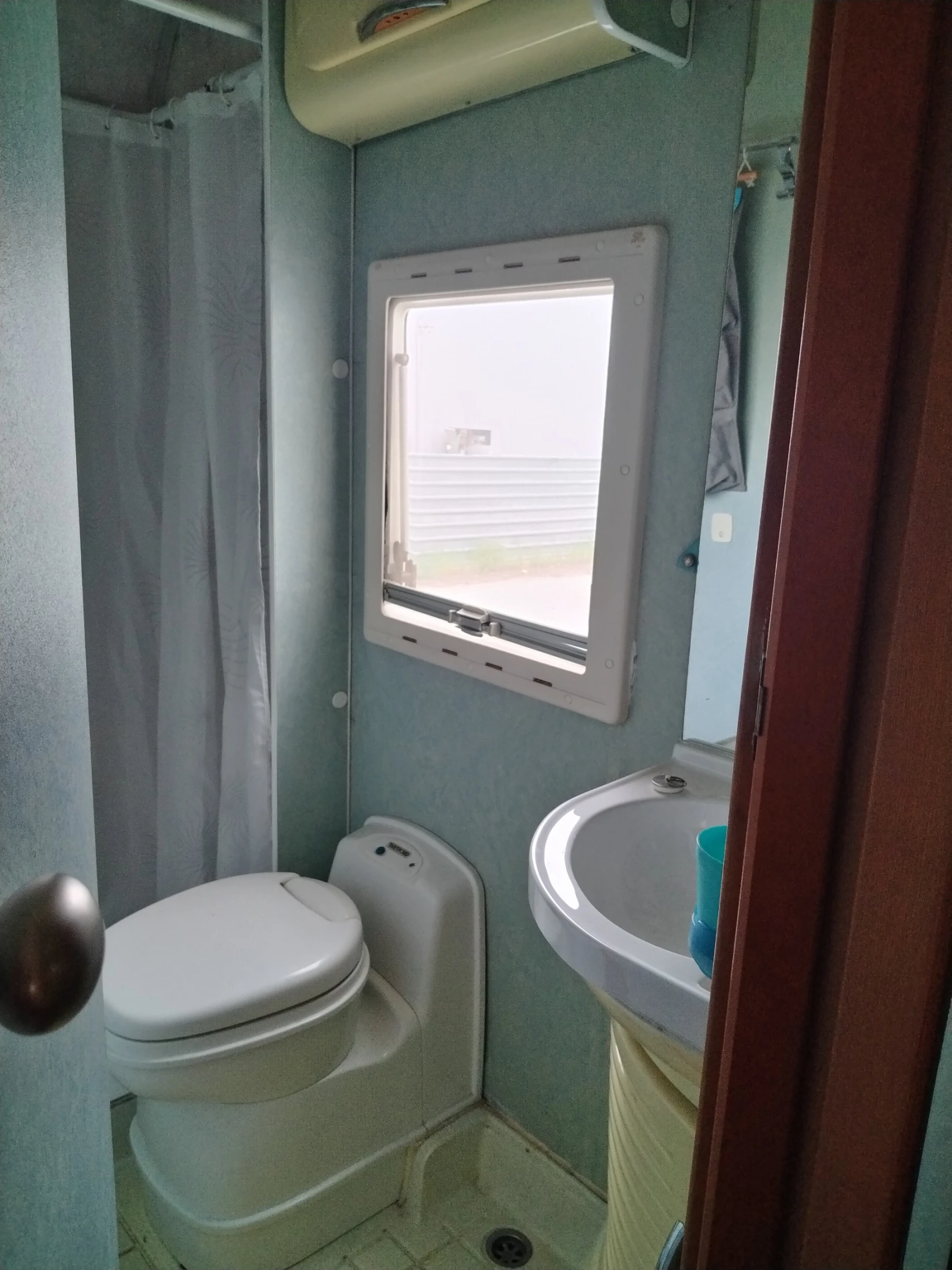 ������ Elnagh | Mobile.bg � ����������� 16